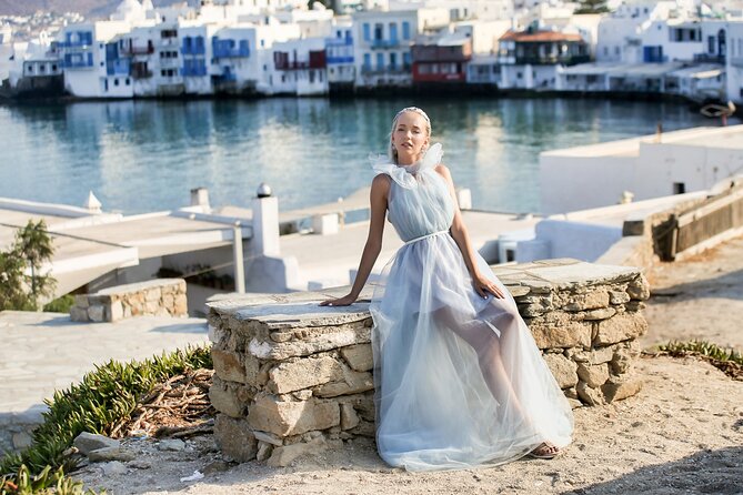 1 Hour Private Photo Session In Mykonos - Starting at Kato Milli and managing the wind