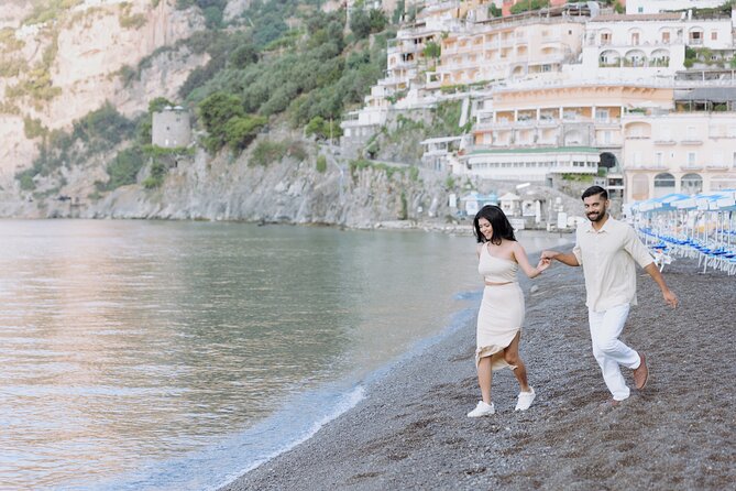 1 Hour Private Photoshoot in Positano - Using Positano’s stairs, column, and sea views