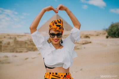 2 Hour Photoshoot at Pyramids of Giza with Instgram Style