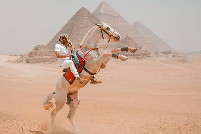 2 hrs Unique Photo session (PhotoShoot) at the Pyramids of Giza - Timing, comfort, and what the session does not include