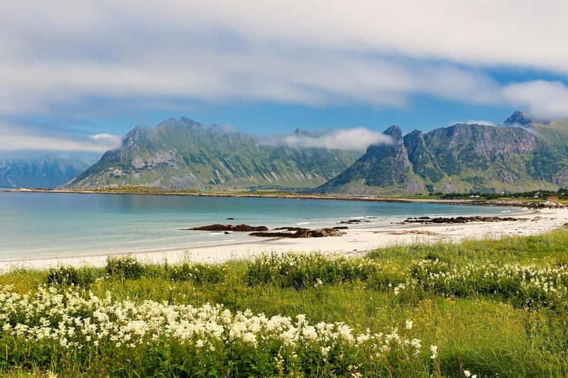 3-Day Lofoten Top Highlights Photo Tour - Northern Lofoten: beaches, Gimsøy, and Henningsvær
