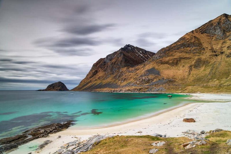 3-Day Lofoten Top Highlights Photo Tour - A minivan route with room for eight