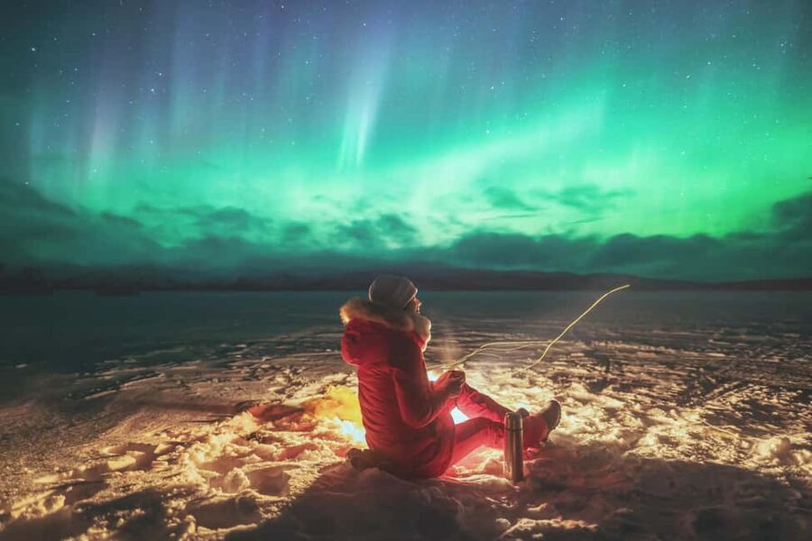 Abisko: Northern Lights Photography Tour with Dinner - What Jesús adds to the night