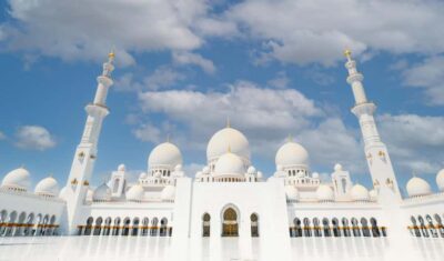 Sheikh Zayed Grand Mosque Tour with Photographer