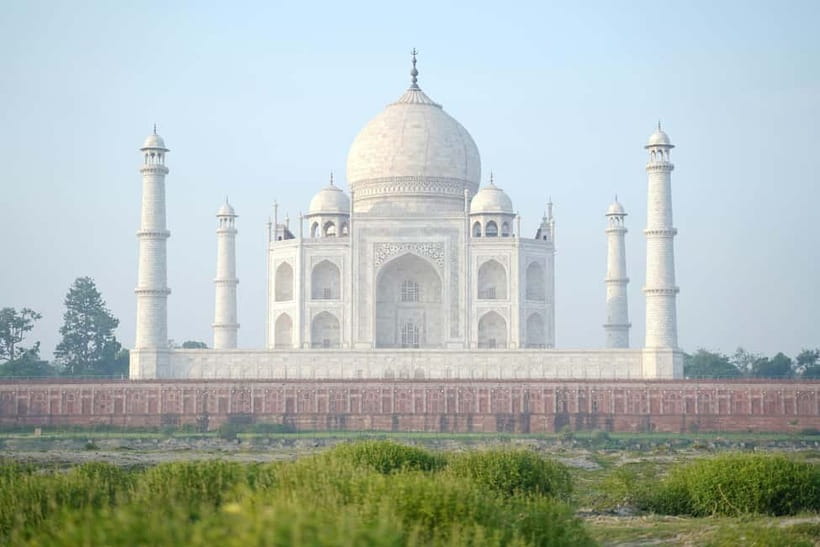 Agra: Taj Mahal Guided Tour with Photography & Rental Saree - Tips for getting better photographs