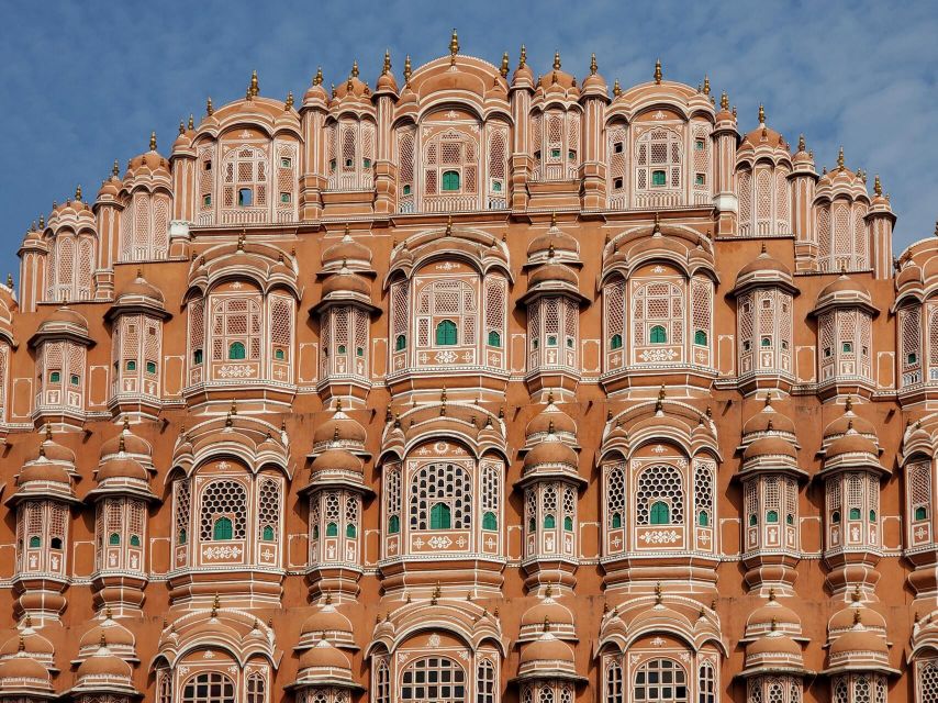 Agra: Taj Mahal Guided Tour with Photography & Rental Saree - Private car pickup makes a short tour work