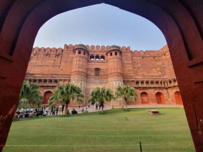 Agra: Taj Mahal Vip tickets with Professional Photographer