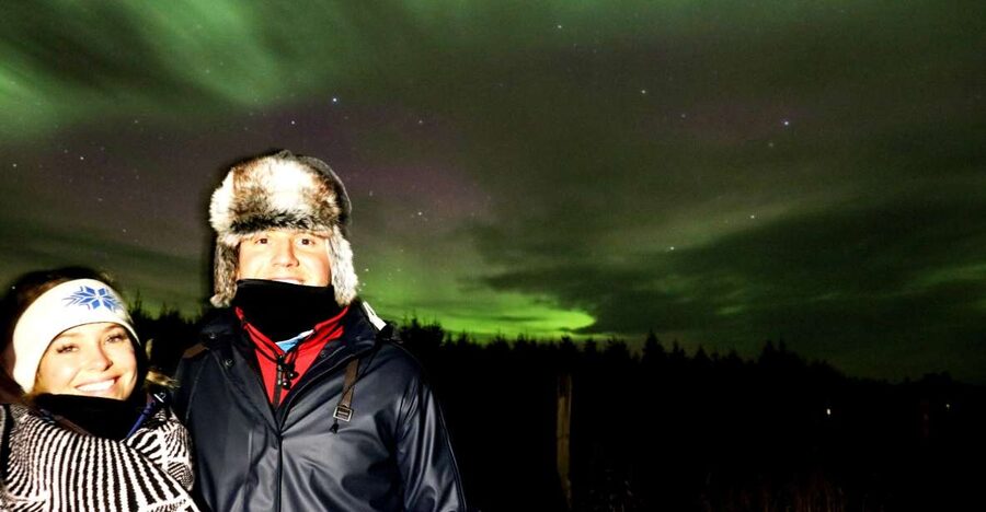 Akureyri: Hunt for the Northern Lights Photography Tour - Guides Jong and Thor add the practical help
