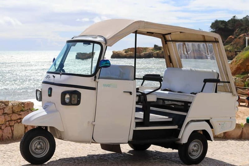 Albufeira: Best Views & Photo Spots Tuk Tuk Tour (Private) - Why a tuk tuk works well in Albufeira