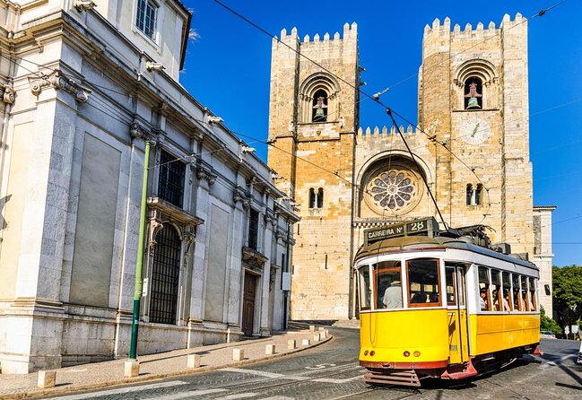 Alfama Photo Walk – Lisbon Photography Experience Led by a Local - Key points to know before booking