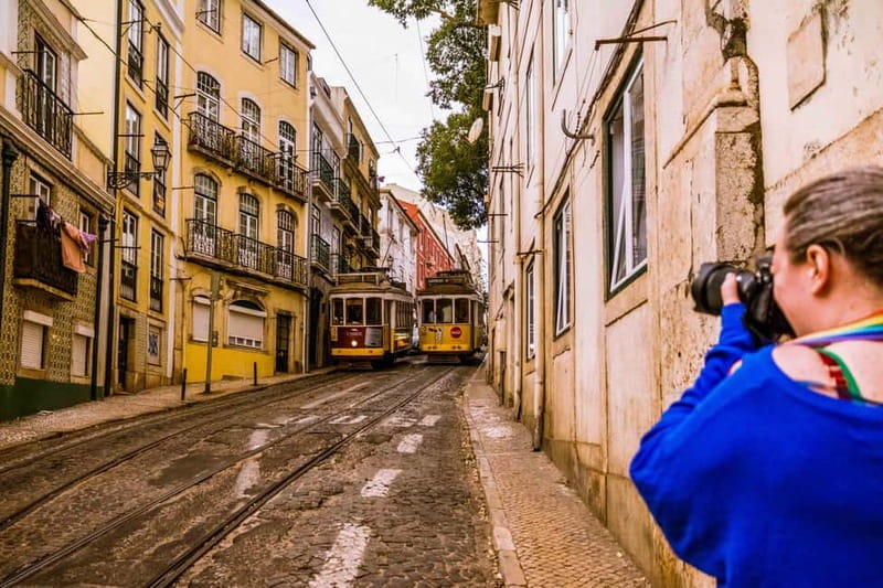 Alfama Photo Walk: Lisbon Photography Tour with a Local - Through Alfama’s Narrow Streets