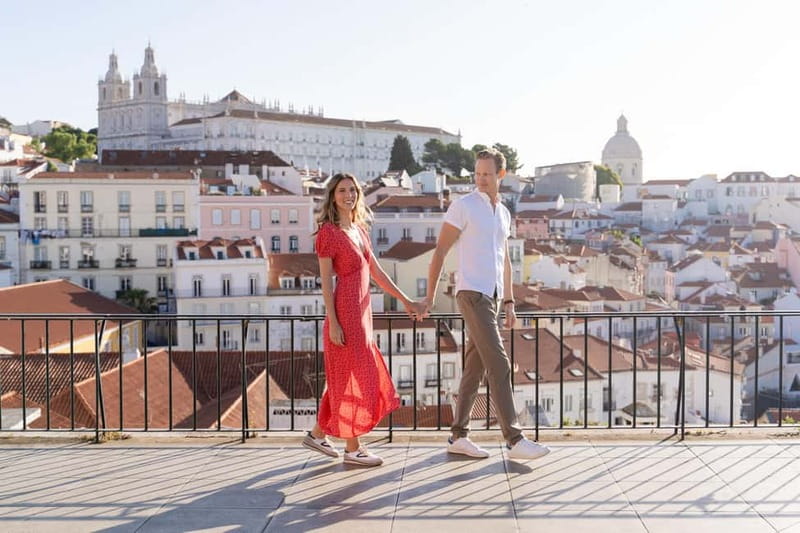 Alfama: Unforgettable Photoshoot Experience with a Local - Portas do Sol and the postcard view