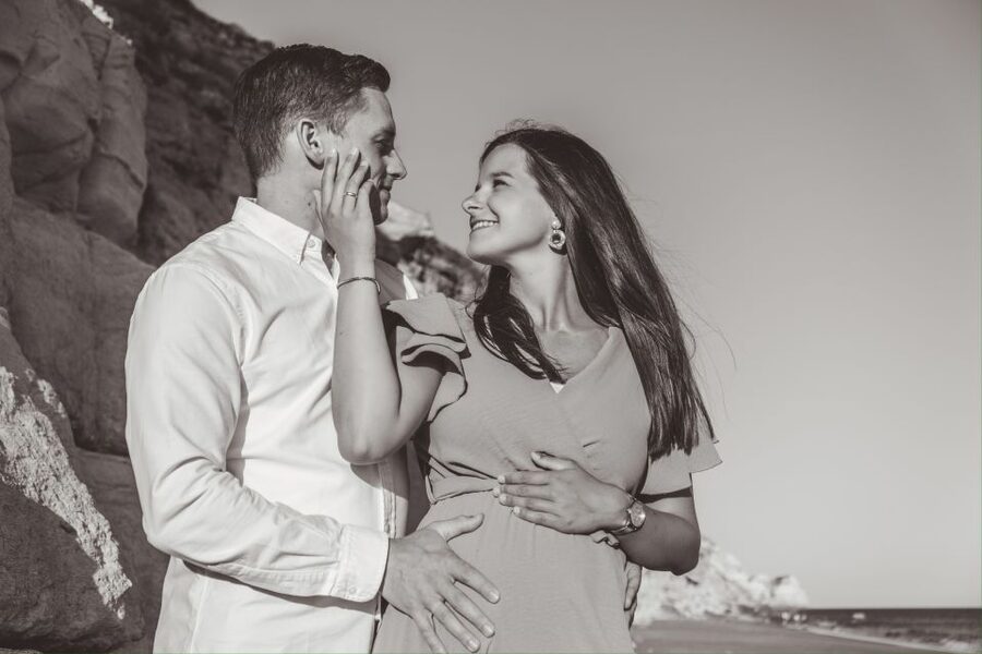 Algarve: Photoshoot for couple, family, portrait - Why sunrise and sunset matter for your photographs