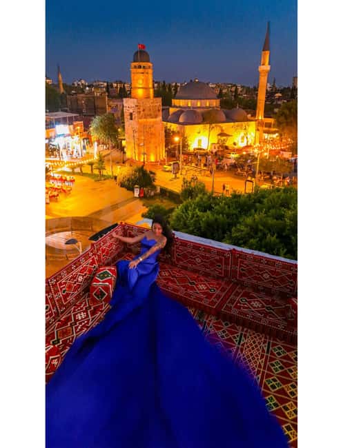 Antalya: Rooftop Photoshoot with Flying Dresses - The Turkish headscarf styling session