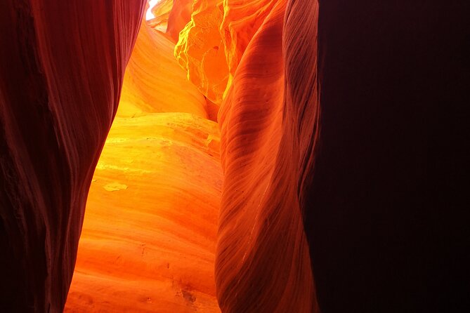 Antelope Canyon X Hiking Tour (with Option Upgrade to Photo Tour) - Group size, pace, and vehicle details