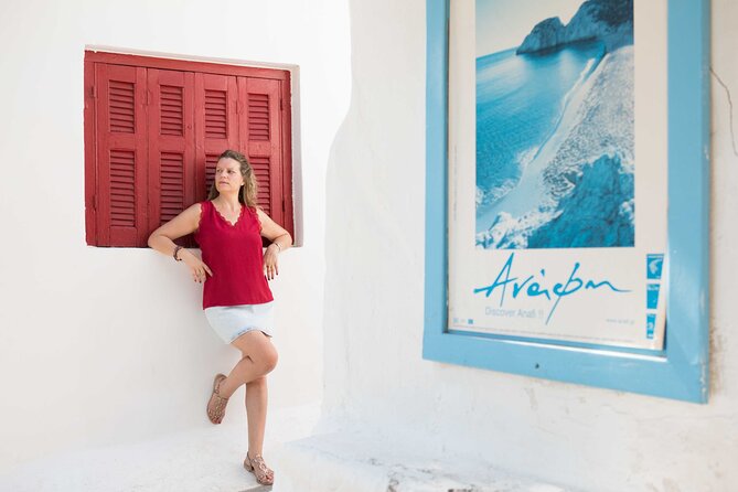 Athens Old City Private Photoshoot Tour/ 3hours - Is $203.95 per person good value?