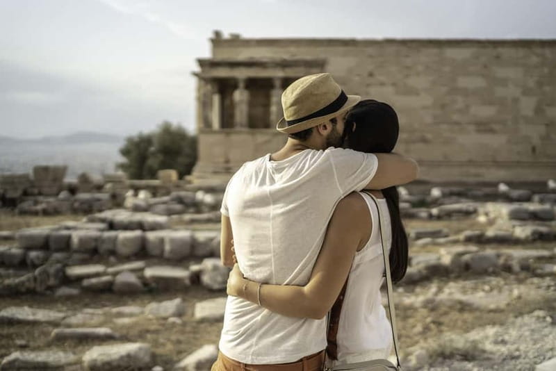 Athens: Professional Photoshoot - Starting at Pantanassa Church in Monastiraki