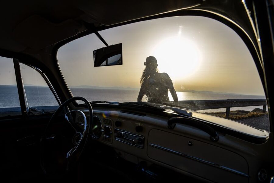 Athens: Riviera Photo Tour in a Vintage Volkswagen Beetle - Meeting at Fix and heading toward Piraeus
