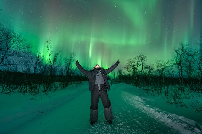 Aurora Hunt with the campfire and professional photographer - Chasing clear skies beyond Tromsø