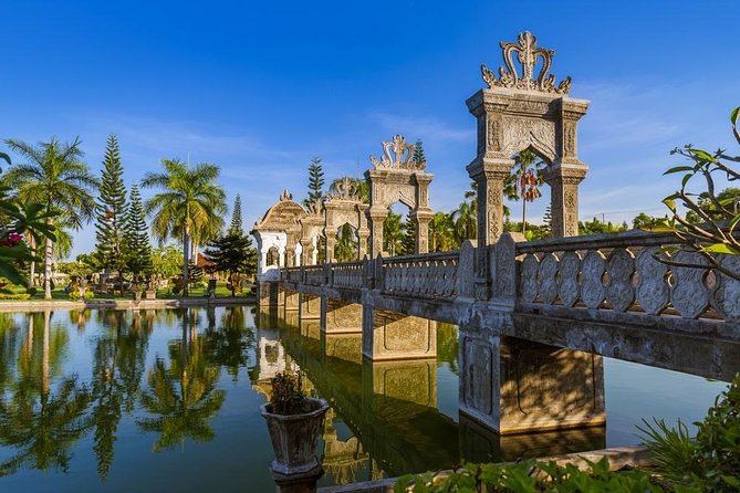 Bali Instagram: Gate of Heaven Tour - Who will enjoy this day most