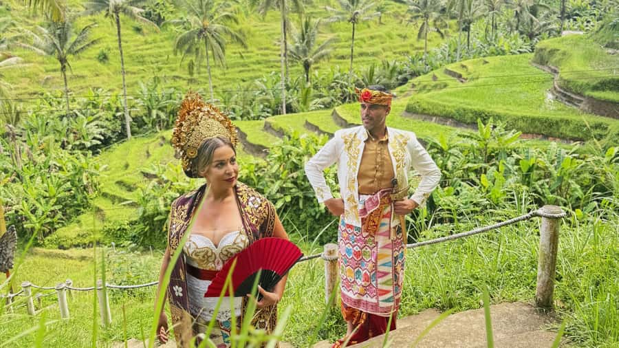 Bali:Traditional Wedding Photoshoot with the Rice Field View - What the strongest praise tells you