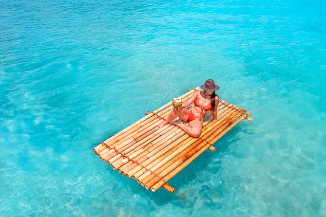 Bamboo Raft Photoshoot + FREE Videos, Shots and Cocktails - The role of the crew and pose direction