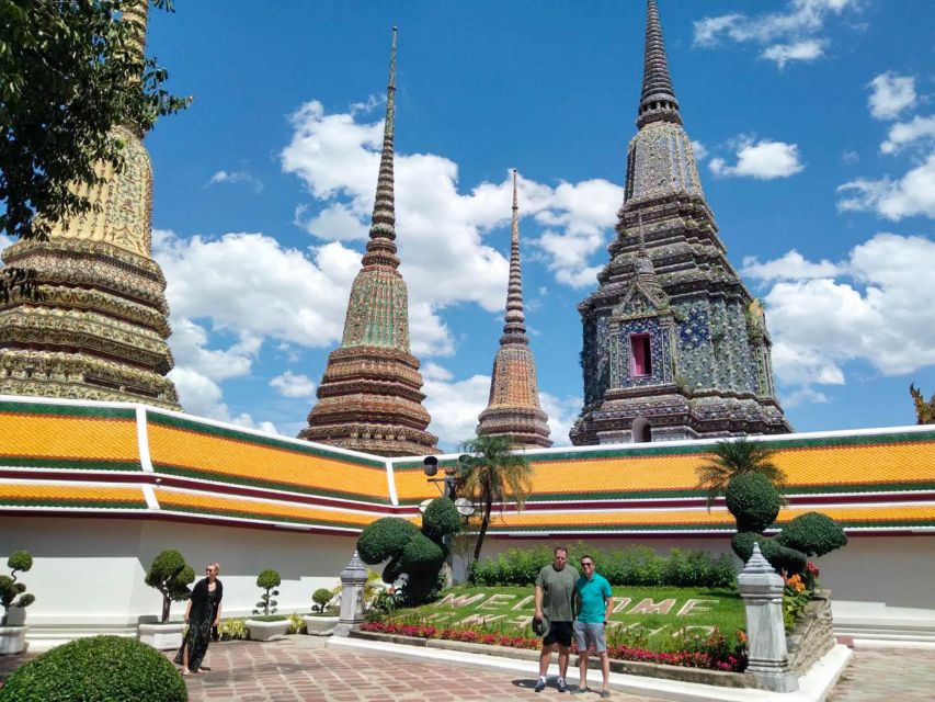 Bangkok: Instagram Spots & Half-Day Temples Tour - What the guides add to the morning