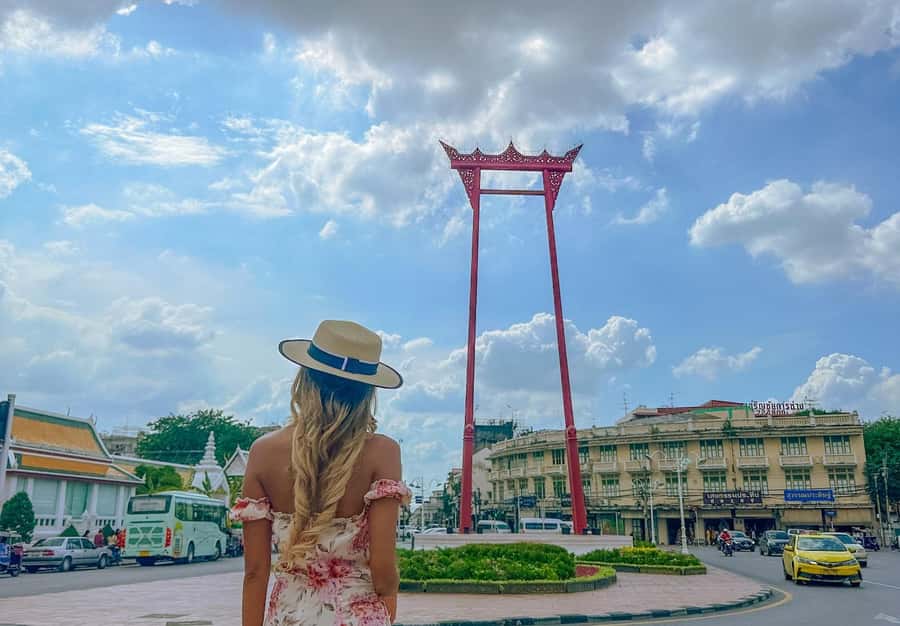 Bangkok: Instagram Tour with Professional Photographer - Wat Saket and the Golden Mount setting