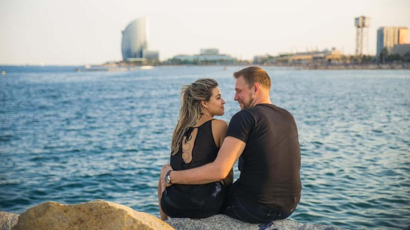 Barcelona: Beach Photoshoot - Meeting at La beach life on Carrer Sant Miquel