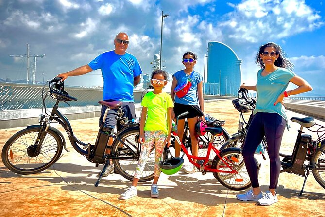 Barcelona E-Bike Photography Tour - Columbus Monument and the waterfront