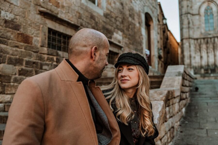 Barcelona: Gothic Quarter Cinematic Photoshoot and Guide - Why this short photo walk works in Barcelona