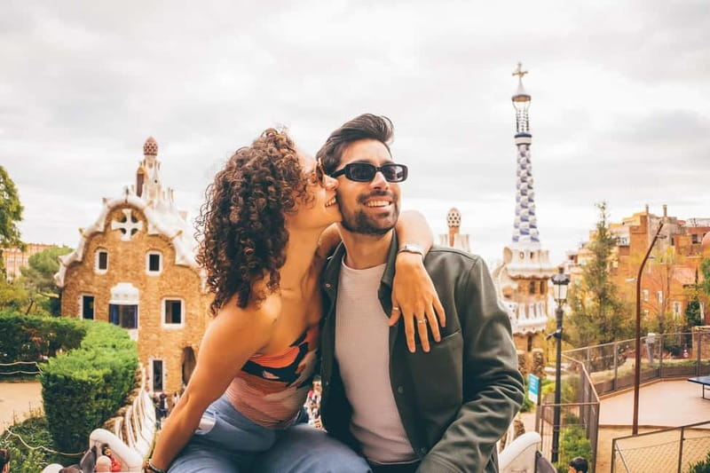 Barcelona: Park Guell Photoshoot - What to decide before you book