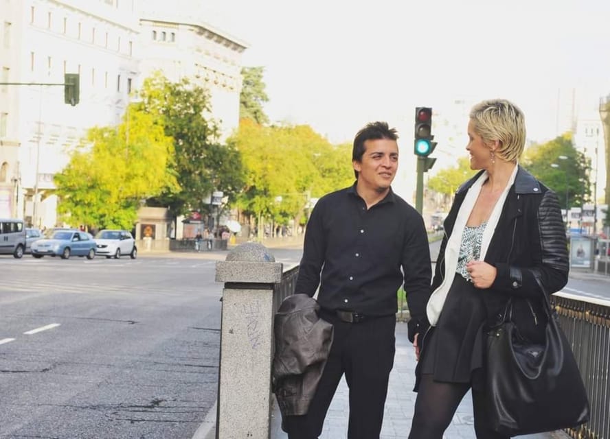 Barcelona: Photo Shoot + Exclusive Video of the Best Moments - Gothic Quarter Streets and Stories
