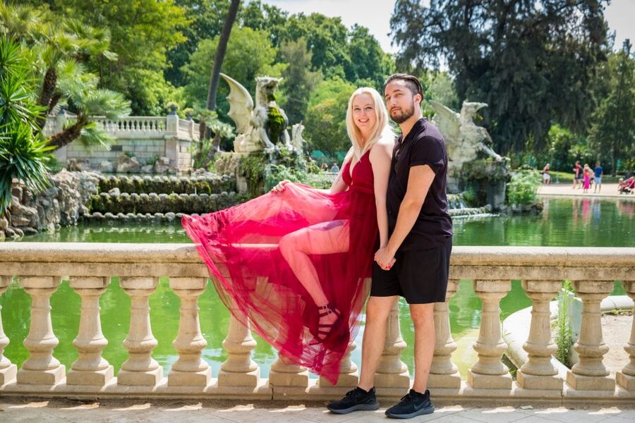 Barcelona: Photoshoot in Scenic Locations - Key points at a glance