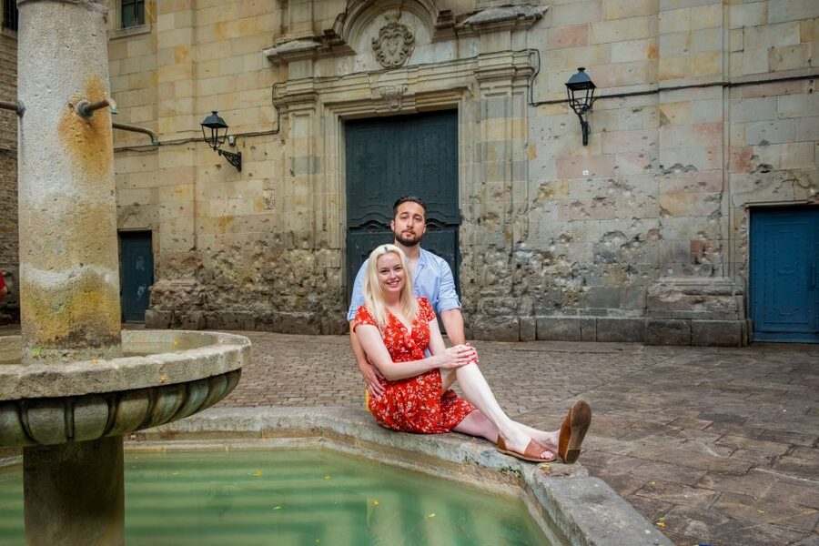 Barcelona: Photoshoot in Scenic Locations - Who will get the most from this session