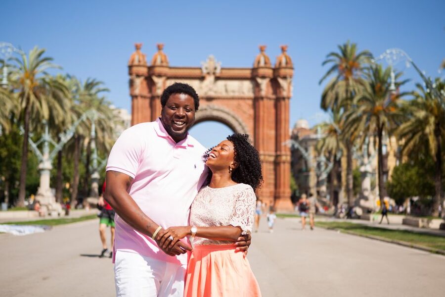 ✅ Barcelona: Photoshoot Tour Old Town - What you receive after the walk
