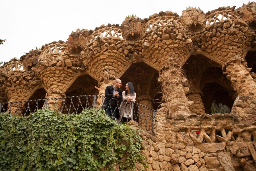 Barcelona: Private Full Park Güell Photoshoot - Who should book this Park Güell experience