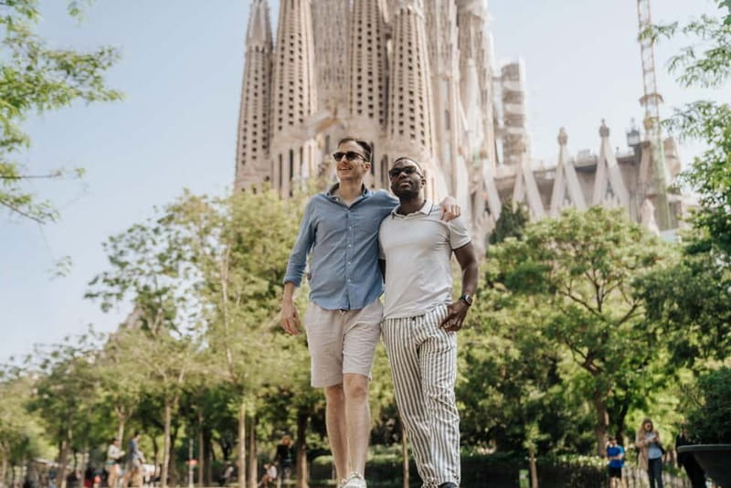 Barcelona: Private Sagrada Familia Photoshoot - Who should book this experience