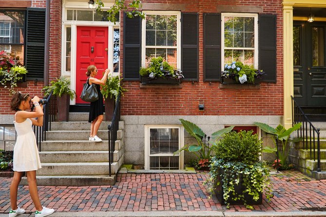 Beacon Hill + Back Bay History + Photo Walking Tour(SMALL Group) - Why this two-hour Boston walk works