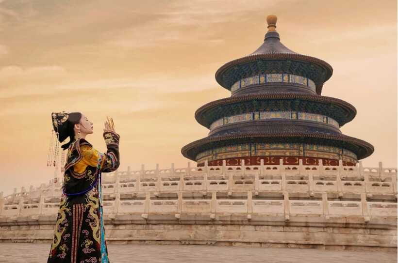 Beijing: Traditional Chinese Costume Makeover & Photo Shoot - Who should book this experience?