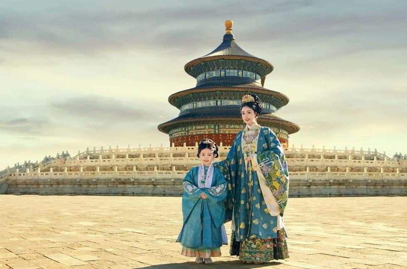 Beijing Traditional Hanfu Experience & Photoshoot for Groups - Turning a Beijing morning into a Hanfu portrait session