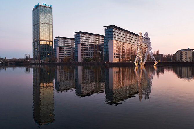 Berlin Architecture/River Spree Full Day Photography Tour - Why the River Spree makes a strong photo subject