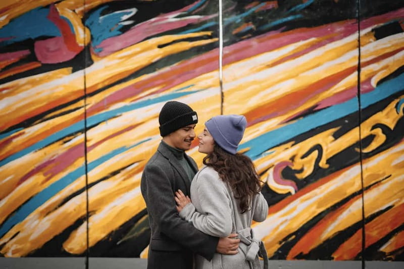 Berlin: East Side Gallery Photoshoot - Why the East Side Gallery makes a good photo setting