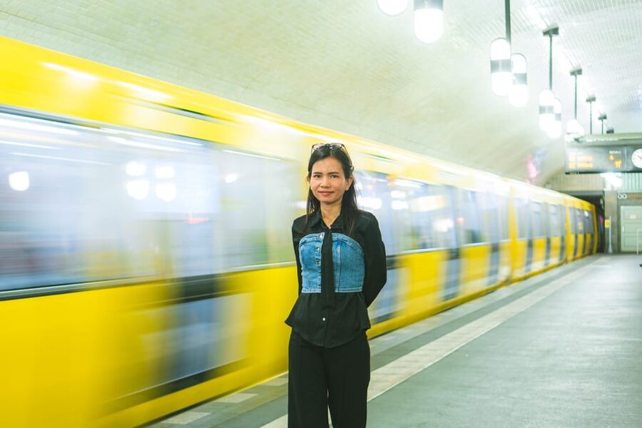 Berlin: Instagram Tour of the most visited spots - The secret stop and the metro ride
