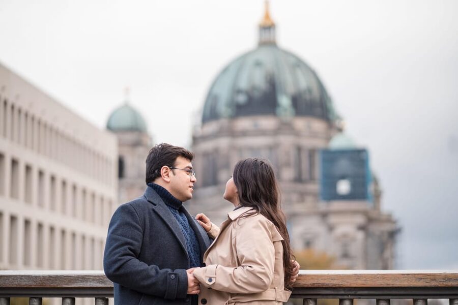 Berlin Love Story: Surprise Proposal Photography Session - Should You Book the Berlin Love Story Session?
