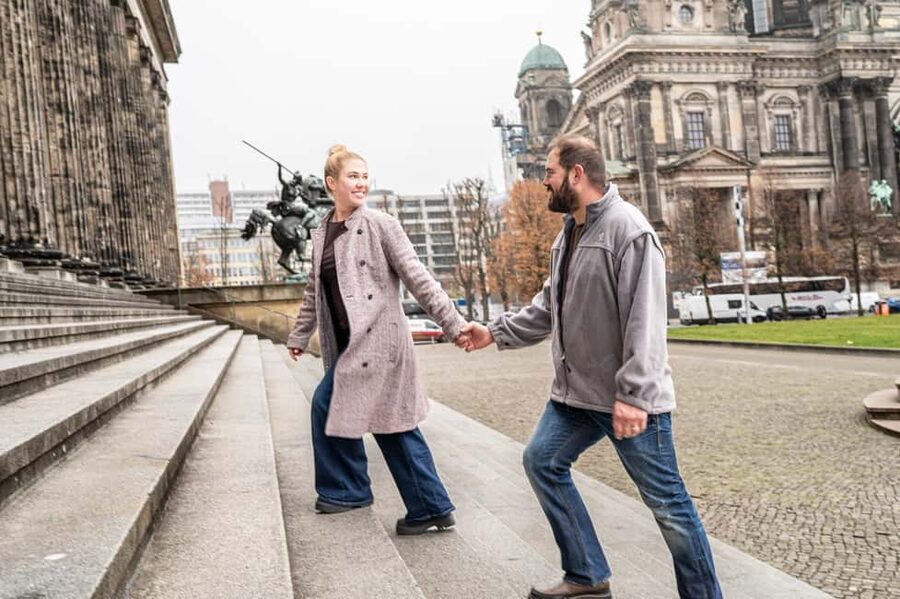 Berlin: Premium 60-Minute Photoshoot at Iconic Landmarks - Key points to know before booking