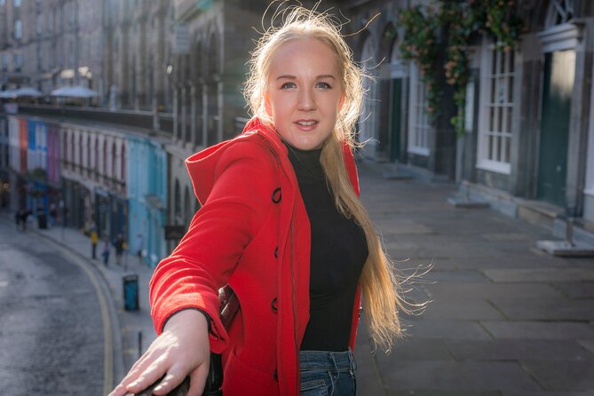 Best Edinburgh Photoshoot Experience - Grassmarket: castle views and an old public square