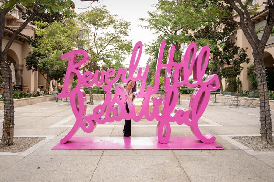 Beverly Hills: Photoshoot with Edited Images - Is $100 a fair price?