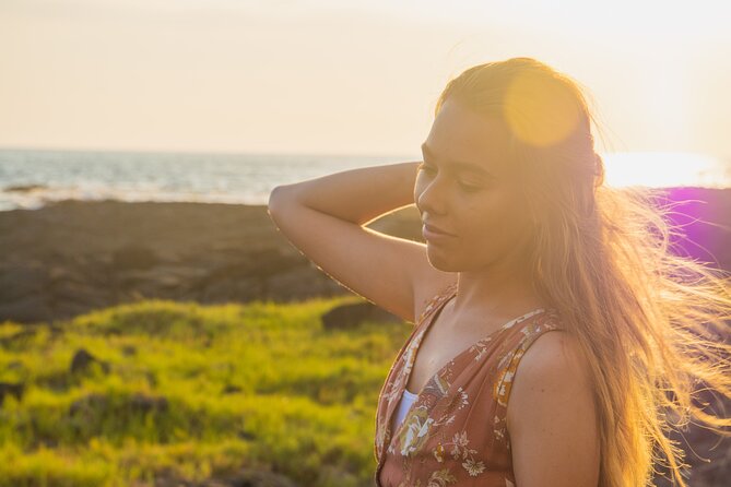 Big Island Photographer 45 minute beach portrait sessions - Who will get the most from this beach portrait session