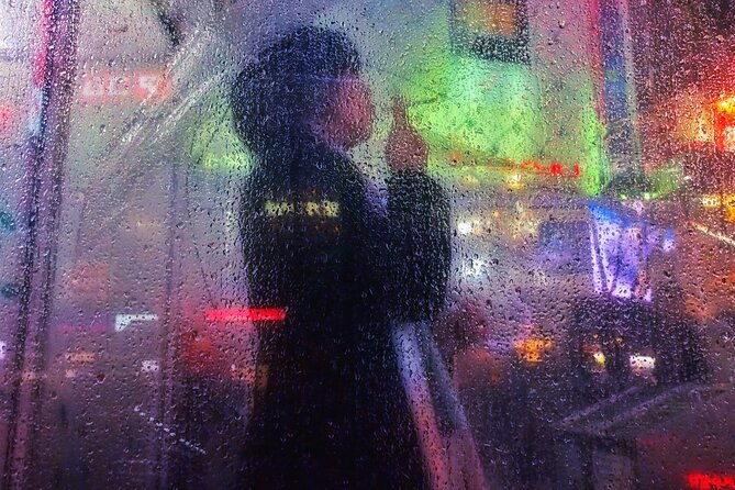 Blade Runner photo workshop in Shibuya with Laurence Bouchard - Learning at your own level, from iPhone to serious camera